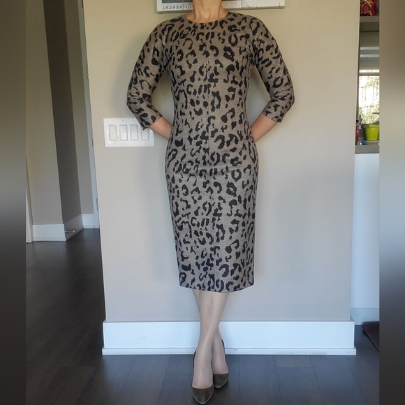 ๐ HOST PICK ๐ MaxMara Leopard Wool Dress ๐ - Picture 7 of 13